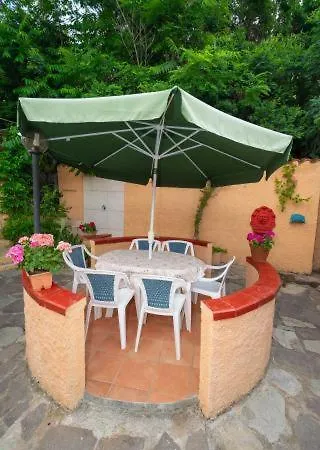 Capoliveri: Carol Trilo Vila *