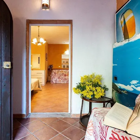 Vila Capoliveri: Carol Trilo *